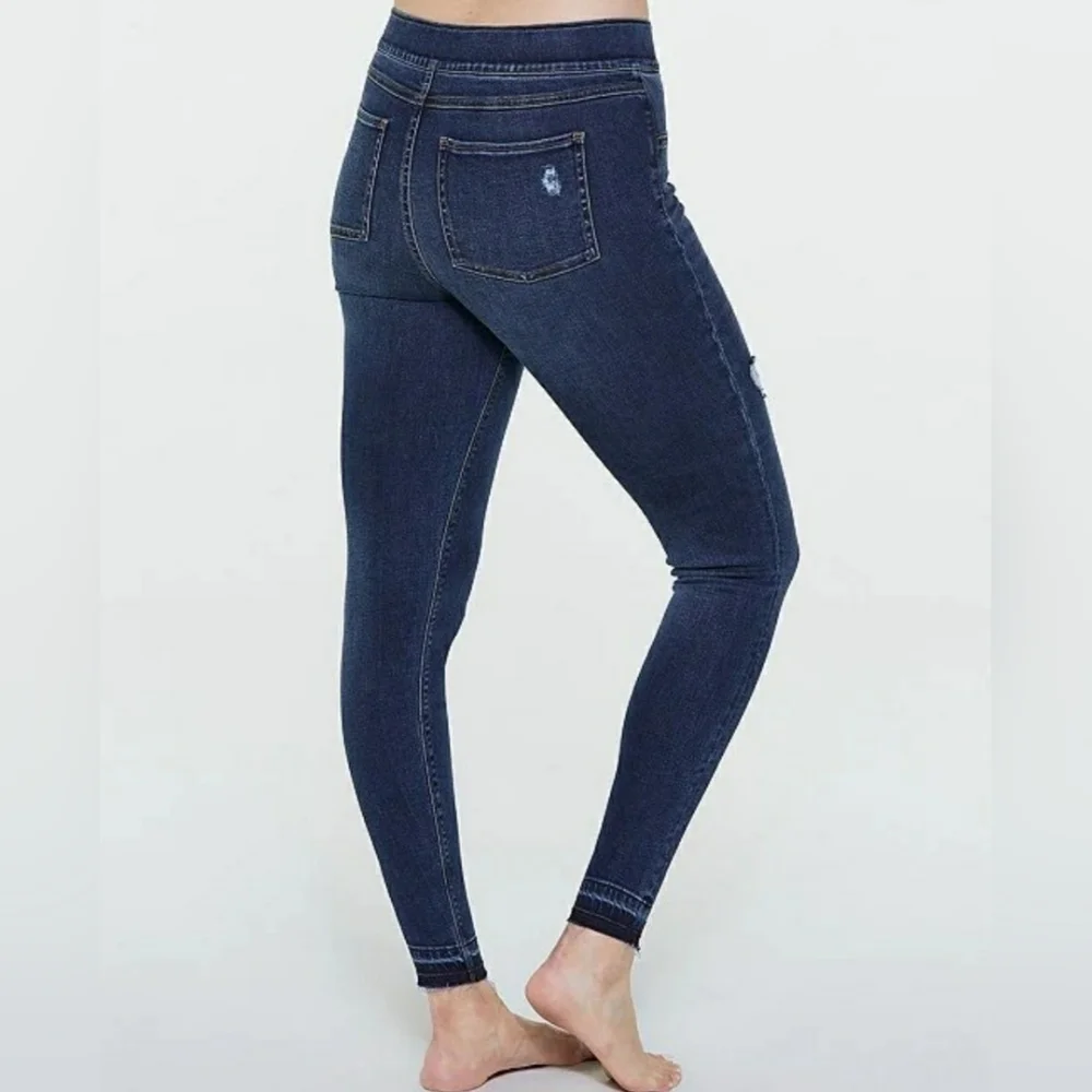 🌻SPANX Distressed Denim High Rise Elastic Waist Jeggings, Size M - Picture 5 of 9